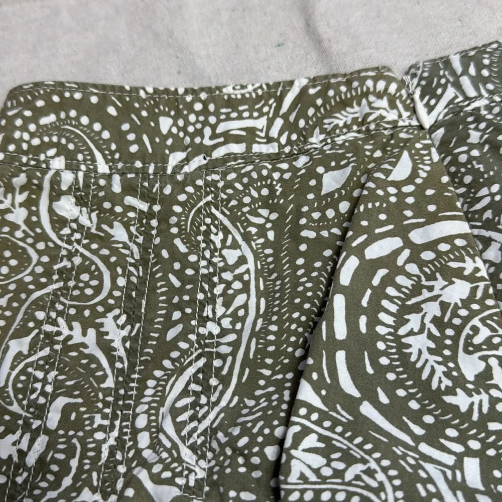 Gap Paisley Print Skirt in Green and White